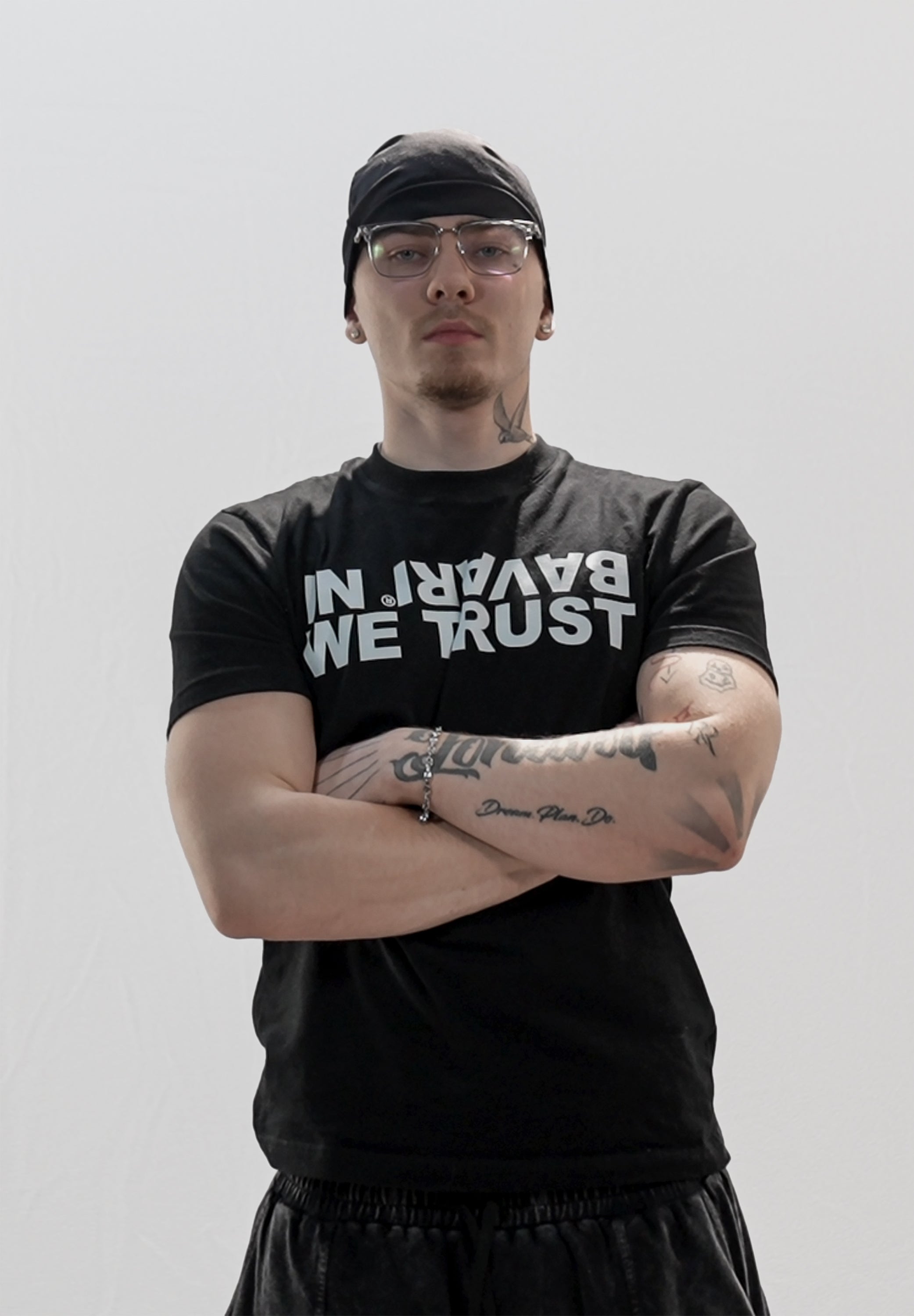 BAVARI — TRUST | Heavyweight T-Shirt